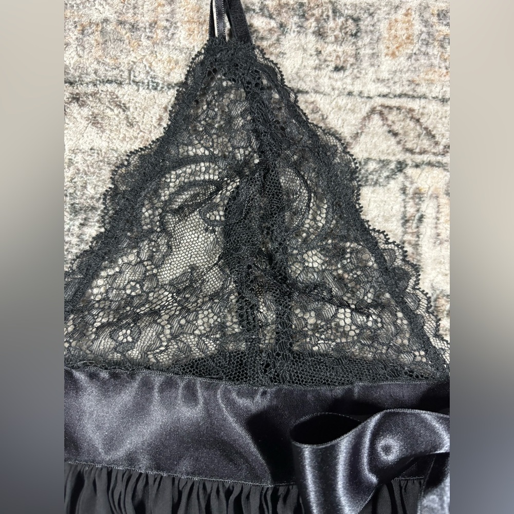 Victoria’s Secret Black Lace Lingerie Nightie Tank Top with Bow Size Medium‎ - Picture 3 of 6